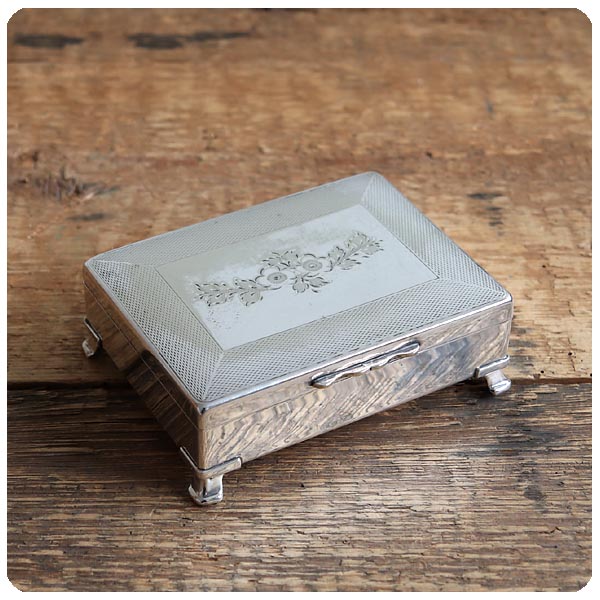 シガレットケース 菊紋 煙草ケース シルバー Silver 【公式通販】