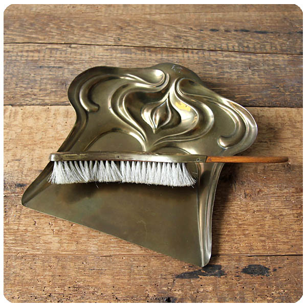 イギリス アンティーク BELDRAY 真鍮製 卓上ダストパン＆ブラシ K-281