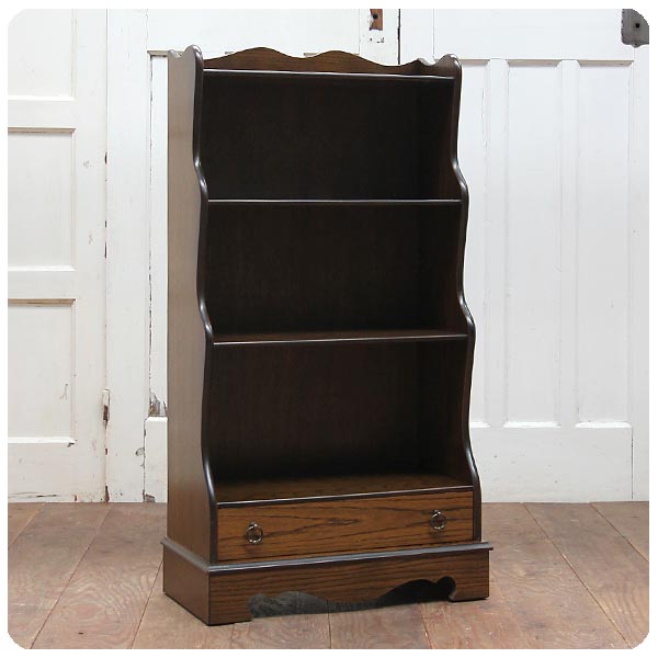 ち*お様 D Z British Tradition 本棚 アンティーク調 木製 ち*お様 D Z