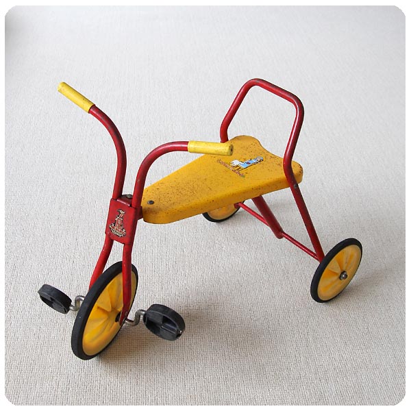 イギリス ヴィンテージ 三輪車 トライシクル ガーデン ディスプレイ