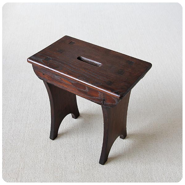 イギリス アンティーク スツール 木製椅子 飾り台 花台 オールドパイン