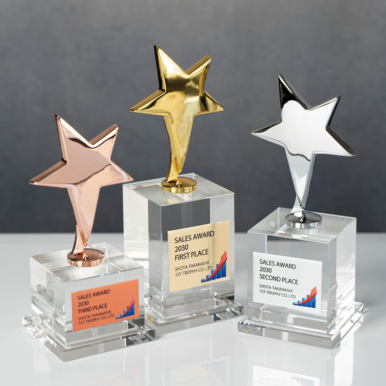 クリスタルトロフィー《XC-PO-0194_Aサイズ》(高さ：20.0cm 幅：7.0cm