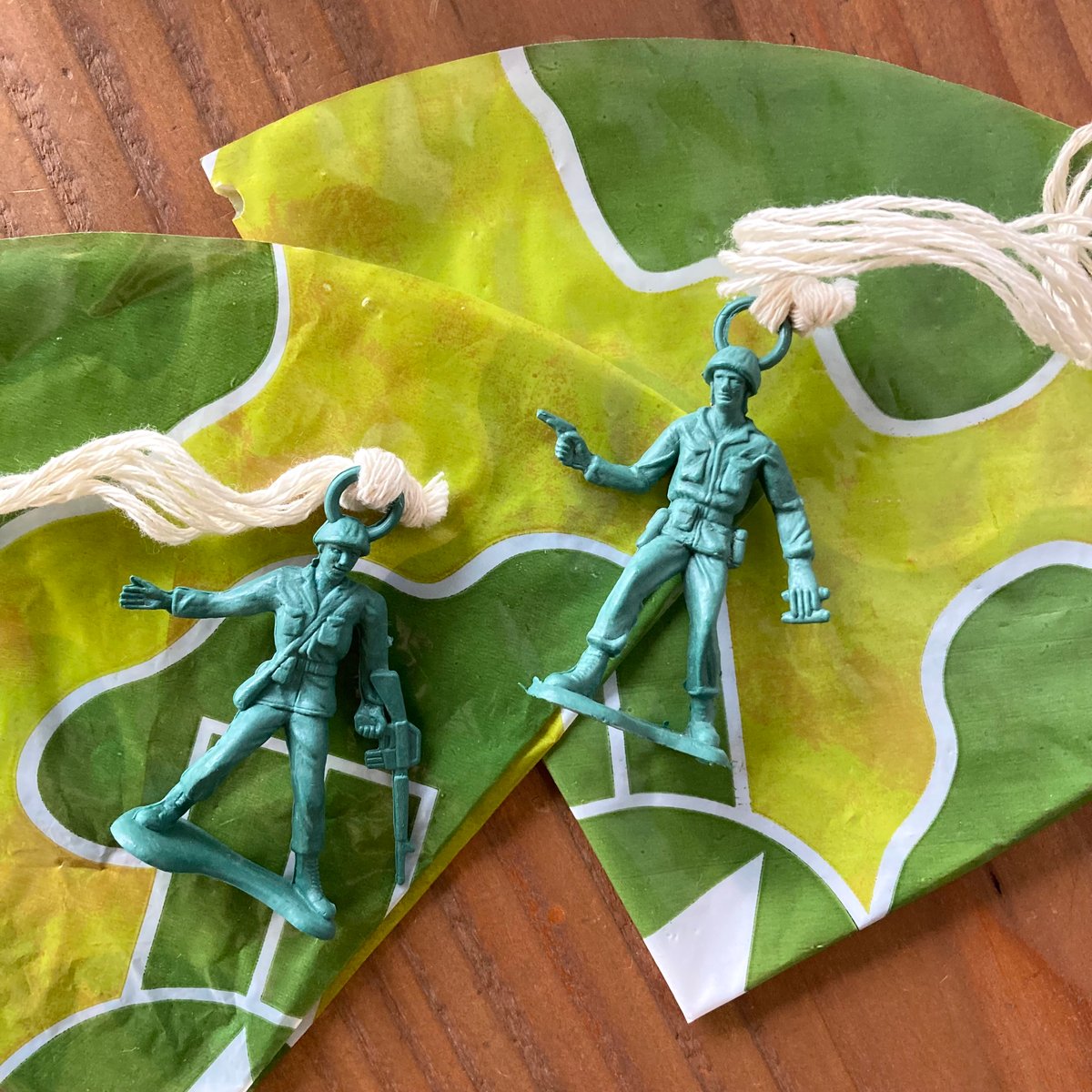 Disney TOY STORY トイストーリー グリーンアーミーメン セット Bucket