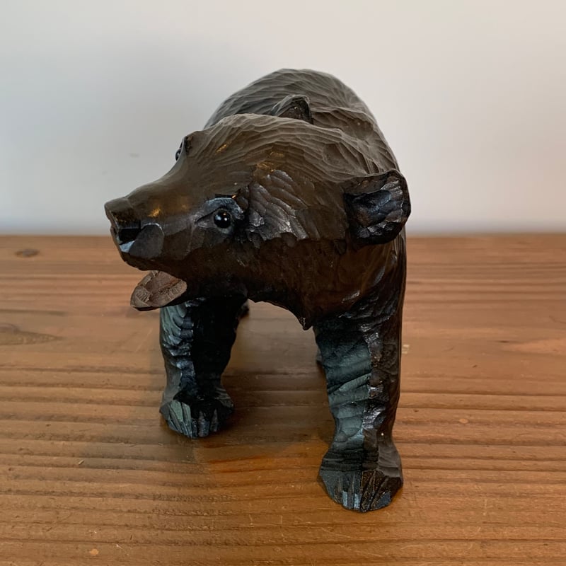 木彫り熊 這い熊 吠え熊 小 ガラス目 右向き 北海道 | MILMOUNTAIN STORE