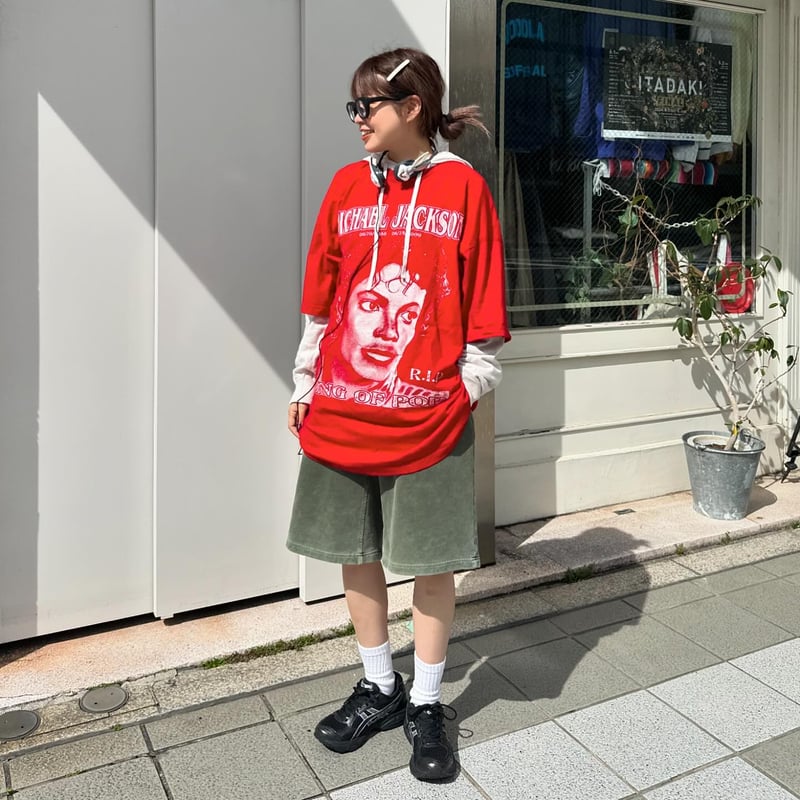 KING OF POPマイケルジャクソンTシャツ | CUSTOM FEVER