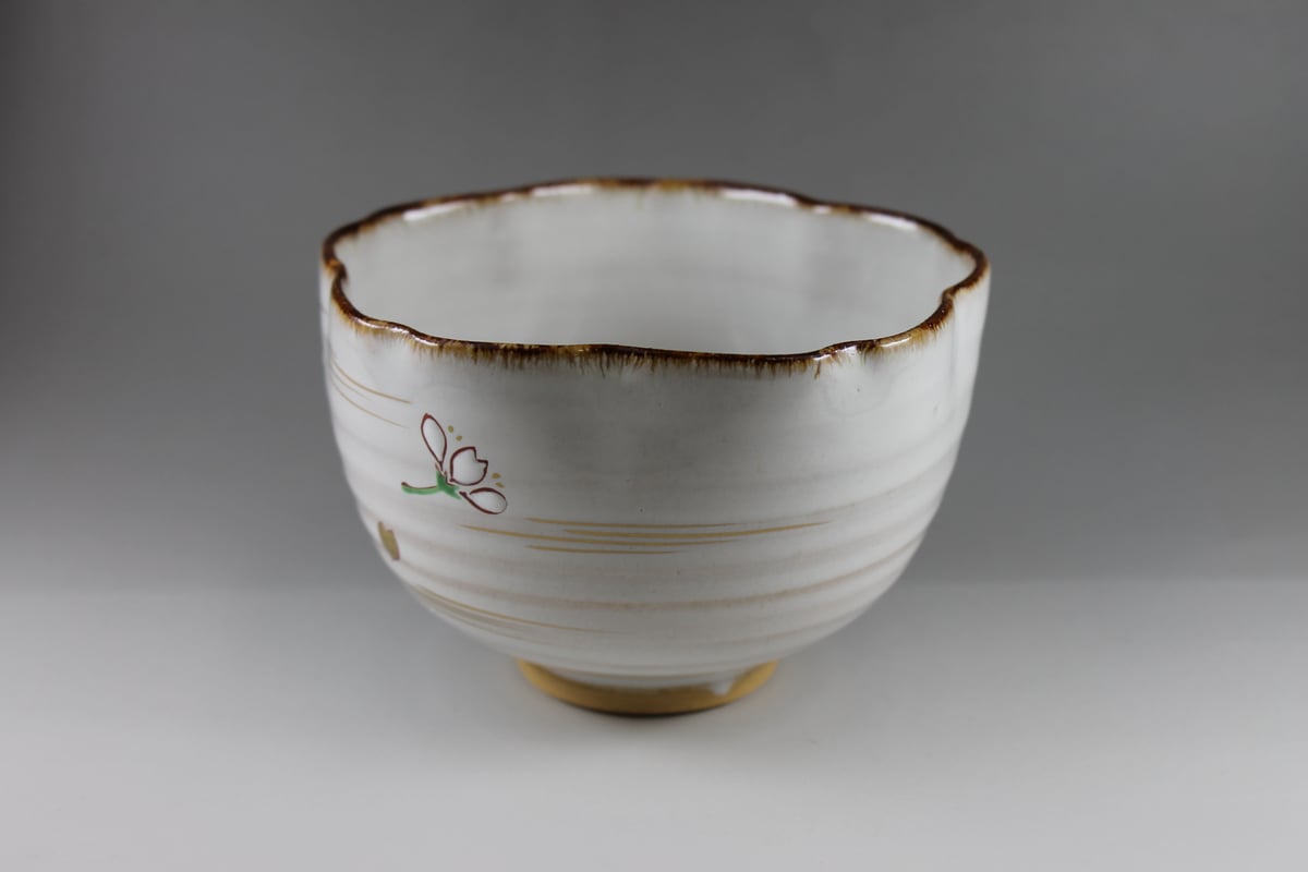 中村良二 灰釉桜形茶碗【茶道具／茶碗／共箱／新品】 | 龍門堂