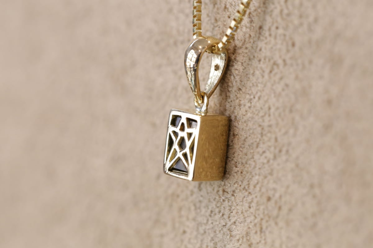 お待ちかね】イミラックパラサイト ミニネックレス！18Kダイヤモンド