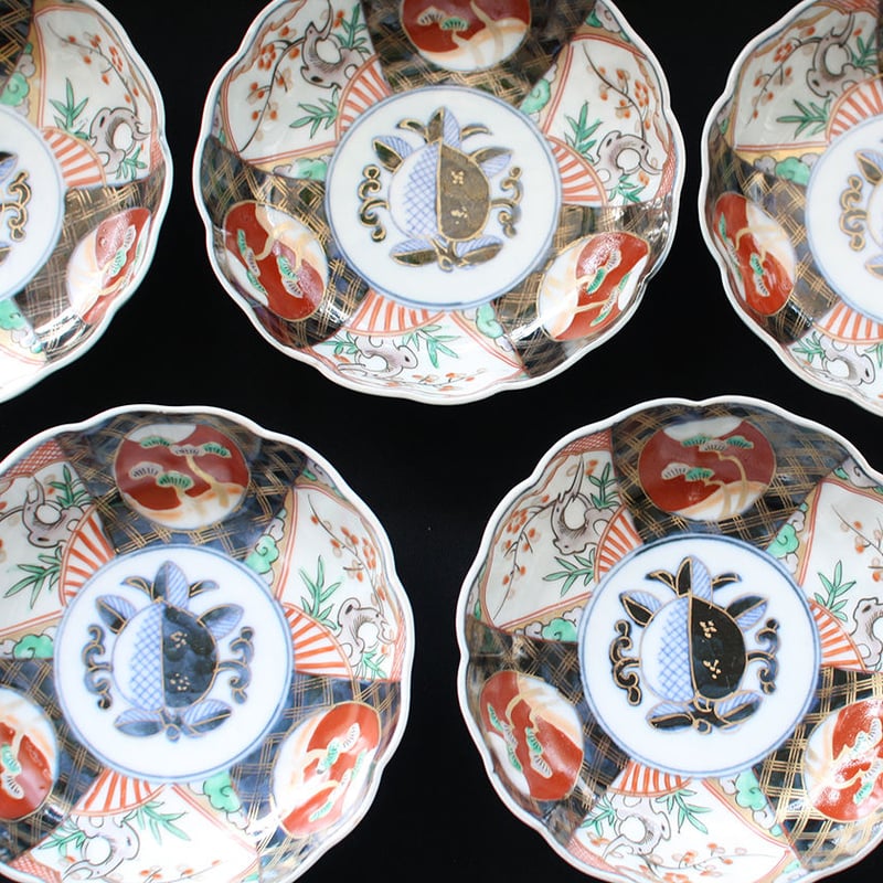 伊万里 錦八角皿 中皿 歪み 極上品 その1 ザクロ 果実 明治 伊万里 錦