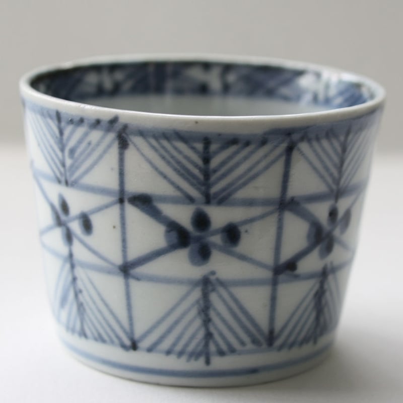 S-200 古伊万里 KOIMARI 染付 幾何格子文 蕎麦猪口 | imarimaru