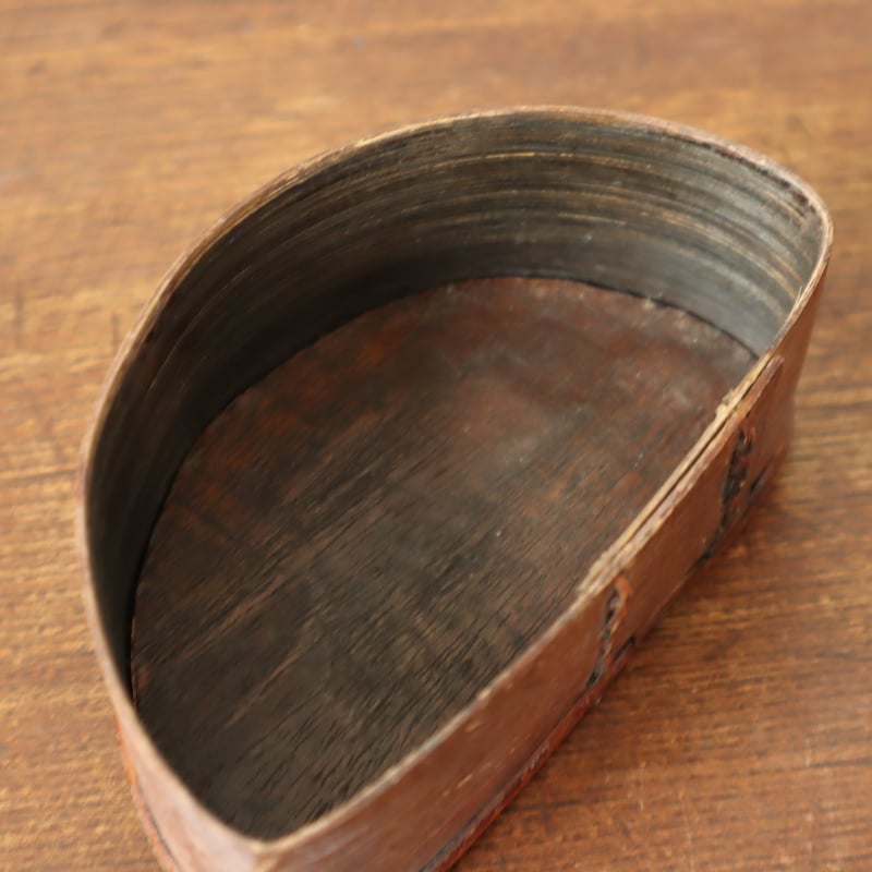 曲げわっぱの入れ物 半月型 / ie24_002 | 古道具 イエノコモノ