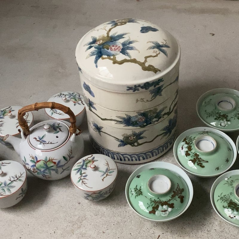 古い中国の蓋茶碗(飯椀) 4客セット(5客ですが1点蓋にホツがあるため