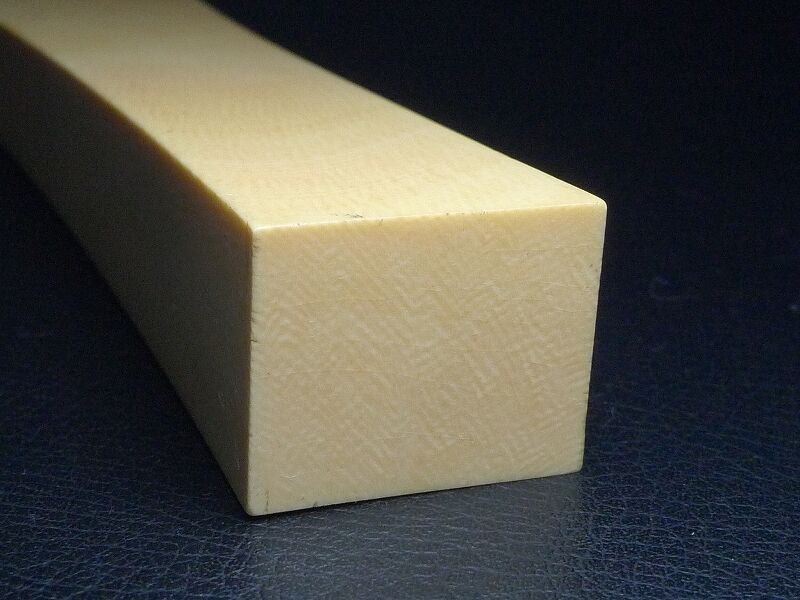 239ヴィンテージ 天然素材 三味線バチ 重さ約85g 239ヴィンテージ 天然