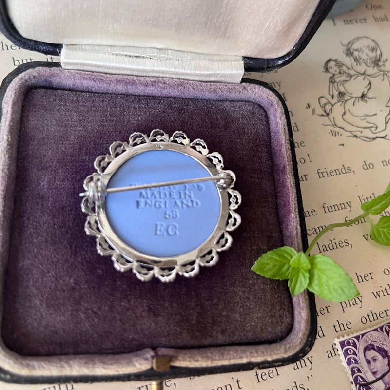 ○ab-385/1958年 ウェッジウッド ジャスパー＆シルバー製 天使の