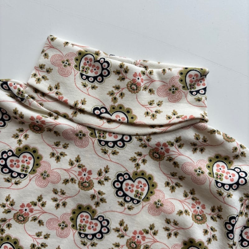 Misha & Puff Turtleneck - Sugar Calico Hearts |