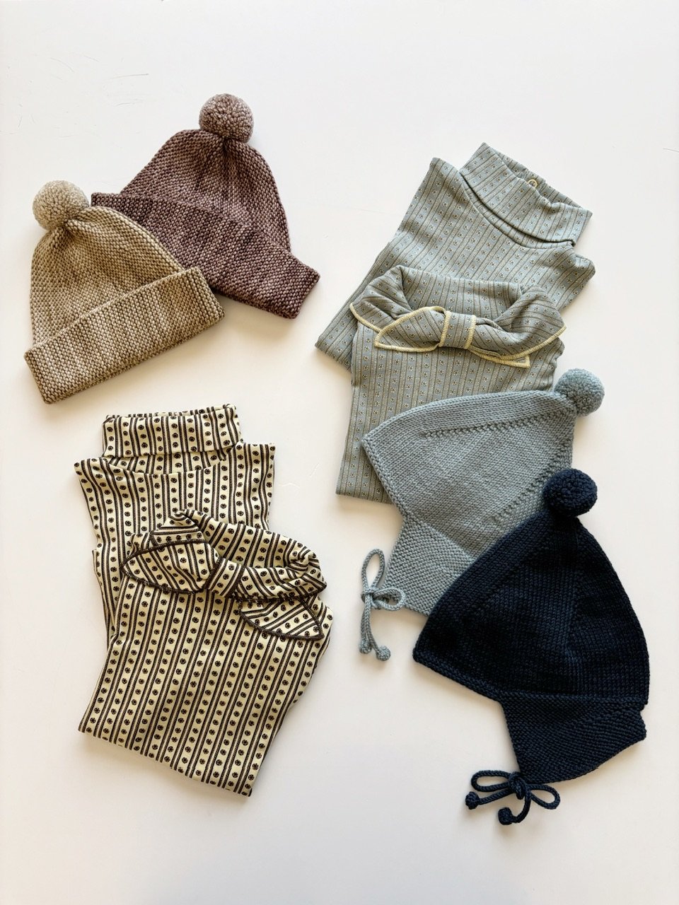 Misha & Puff Scout Top - Raffia Little House Fl