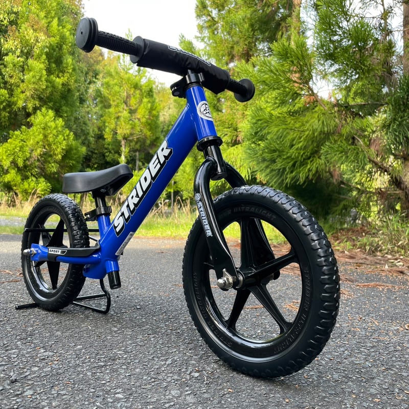 ストライダークラッシックモデル新品 ブルー STRIDER ストライダー