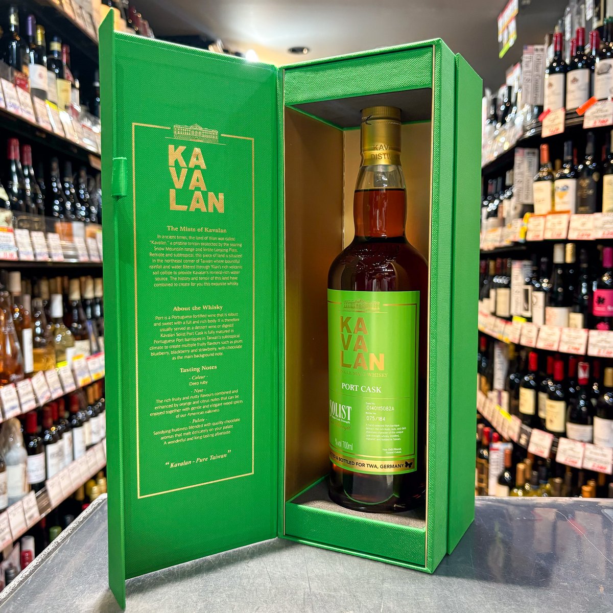 KAVALAN SOLIST 750ml 58.6% カバラン ソリスト Amazon.co.jp