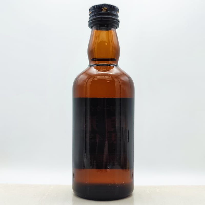 サントリー ウイスキー 角瓶〈黒43°〉 | ノスタルジックリカー