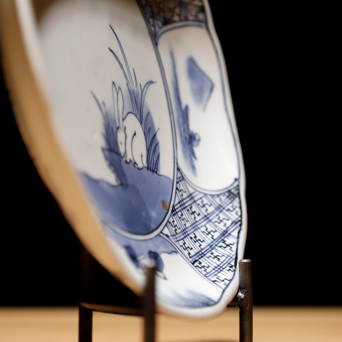 骨董 古伊万里 印判手 希少図案 図変わり印判 ぐるぐる 蜻蛉 勝ち虫 小皿2