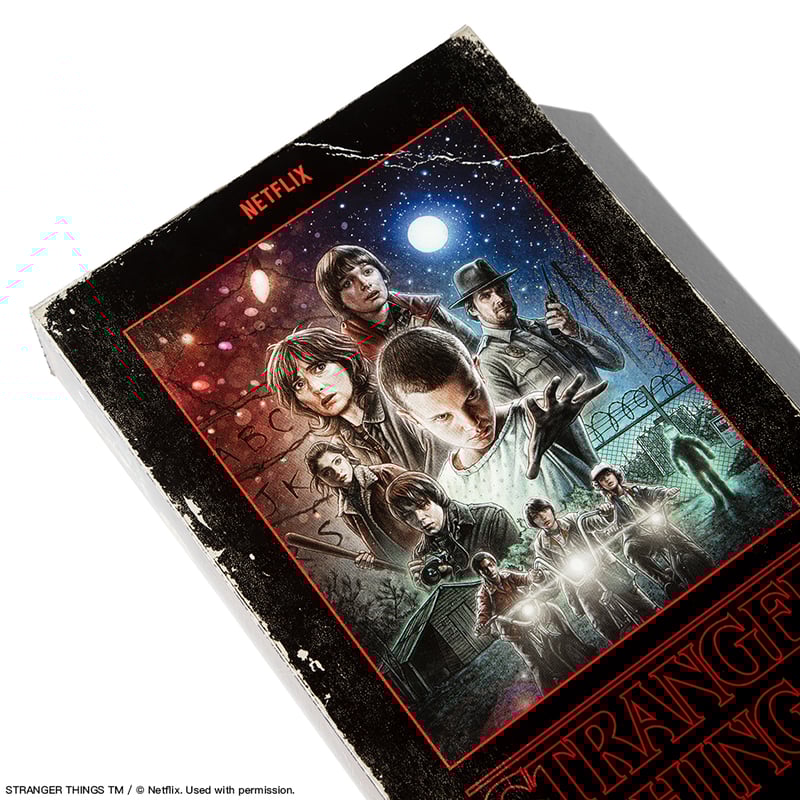 Stranger Things × weber] T shirt with Special