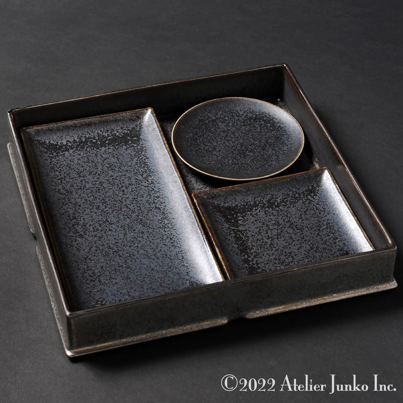 備前焼銀彩四方角皿 備前焼銀彩四方角皿 備前焼銀彩四方角皿