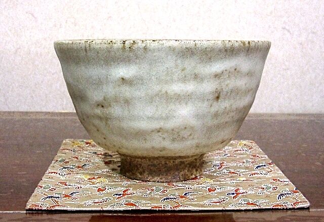 平清水焼 清龍堂 造 銘：残雪 茶碗 無傷 組四方 桐箱 保証。 平