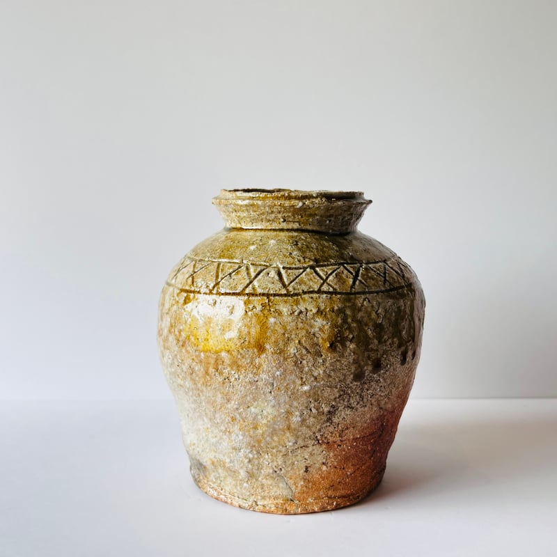 古谷道生 ☆ 信楽 ぐい呑 ☆ 共箱 共布 ☆ 緋色美しく丁寧な片口の