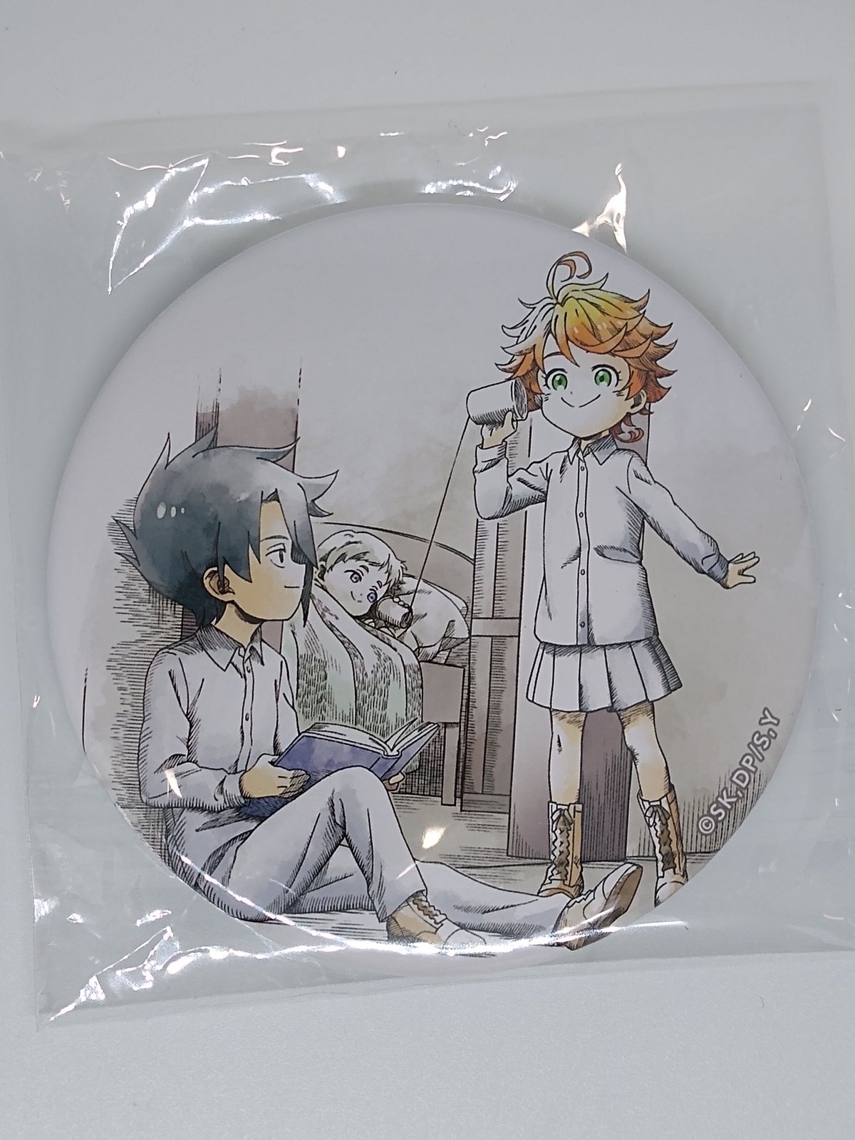 約束のネバーランド Jヒーロー夏祭り 缶バッジ エマ&レイ&ノーマン 約束の