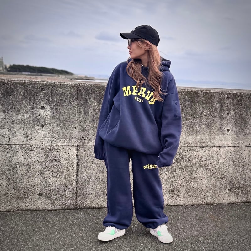 ナップタイム naptime. Nissy 西島隆弘 スウェット パーカー 青 ナップ