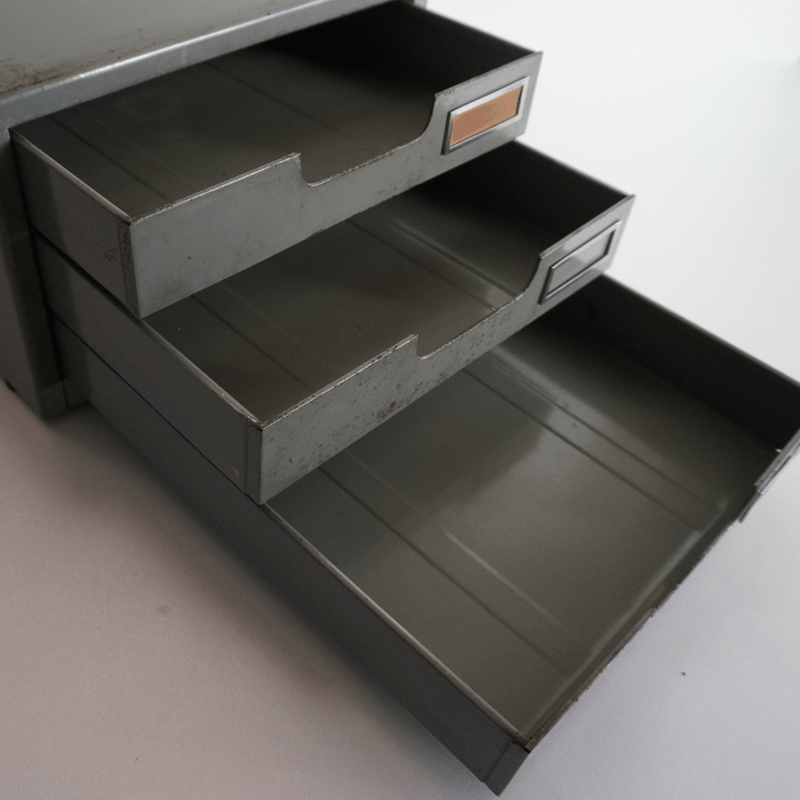 ヴィンテージ 上部も開く つまみガラス 小引き出し 三段引き出し