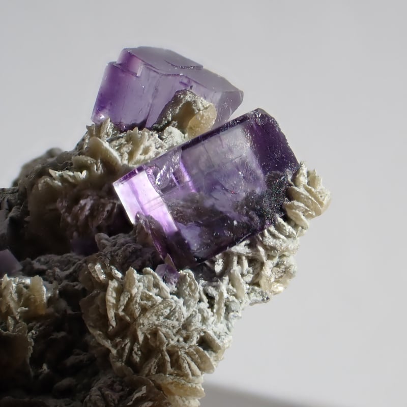 中国ヤオガンシャン産 フローライト 原石 | 今林商店