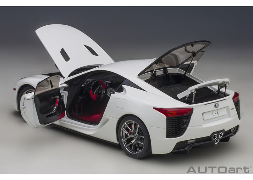AUTOart 1/18 レクサス LFA （ホワイテスト・ホワイト） 78850 | AUT
