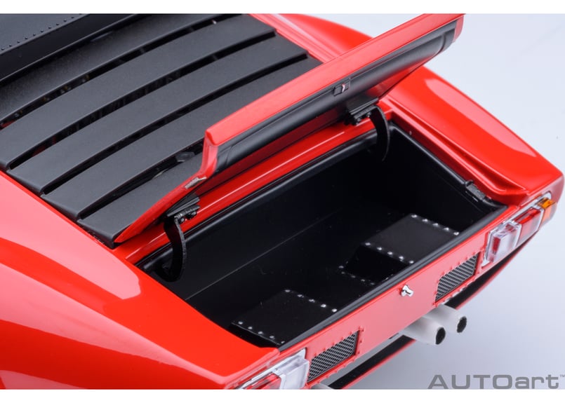 AUTOart 1/18 ランボルギーニ ミウラ SVR “イオタ” （レッド） 79171