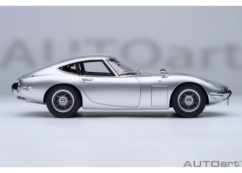 AUTOart 1/18 トヨタ 2000GT 1967 （シルバー） 79548 | AUT