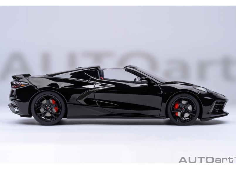 AUTOart 1/18 シボレー コルベット （C8） スティングレイ Z51