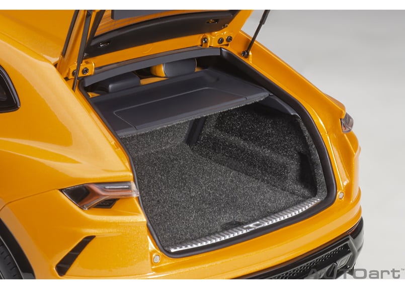 AUTOart 1/18 ランボルギーニ ウルス （パール・オレンジ） 79160 | AUT