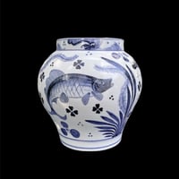 青花蓮池魚藻文壺【受注生産】 寫シリーズ | by Art STORE