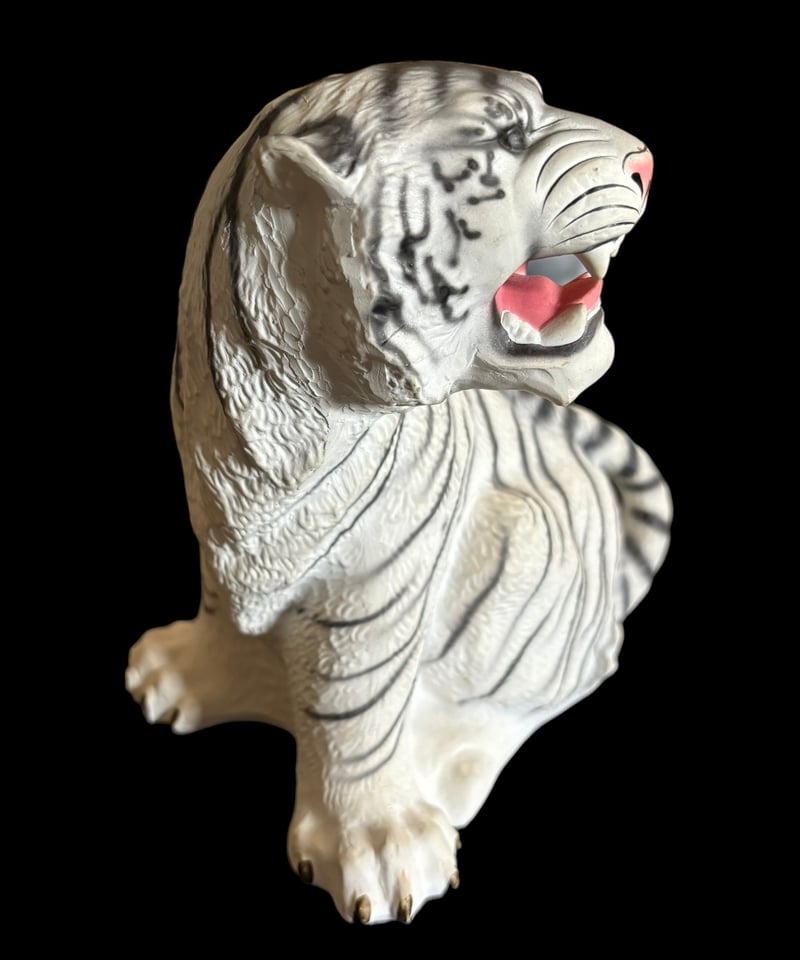 ホワイトタイガー 置物 トラ 木製 干支 虎 寅 タイガー 風水 縁起物