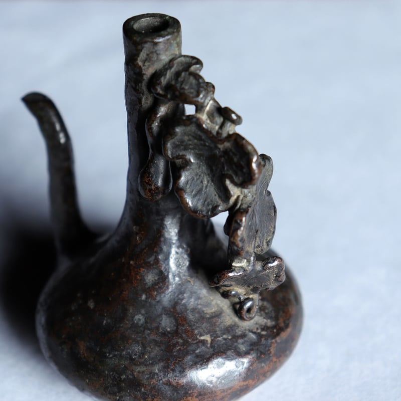 中国 書道具 古銅 舟に船頭 水滴 V R6289 中国 書道具 古銅 舟に船頭