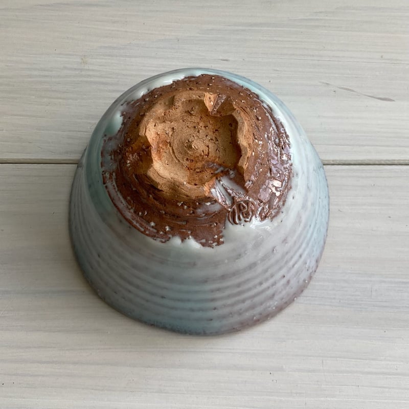 緑彩抹茶碗（桜高台）【桐箱入】 | 萩焼 窯元 緑栄窯 Ryokuei