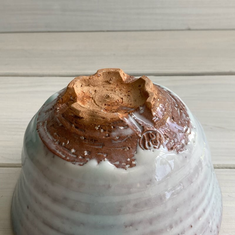 緑彩抹茶碗（桜高台）【桐箱入】 | 萩焼 窯元 緑栄窯 Ryokuei