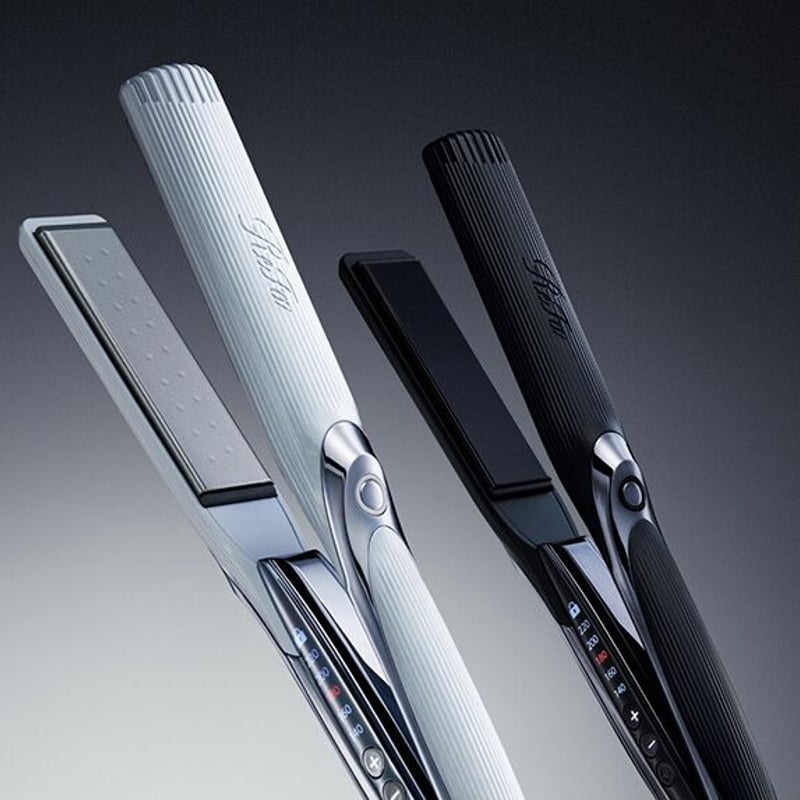 リファストレートアイロン黒