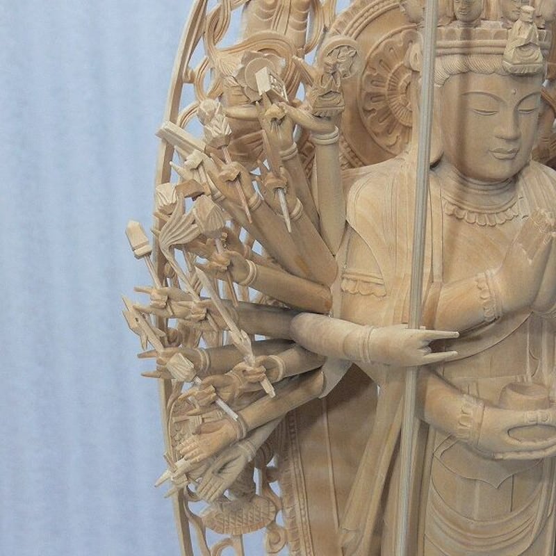 仏像☆柘植材 十一面千手観音菩薩像7寸立☆飛天後背 | お仏壇・お墓の