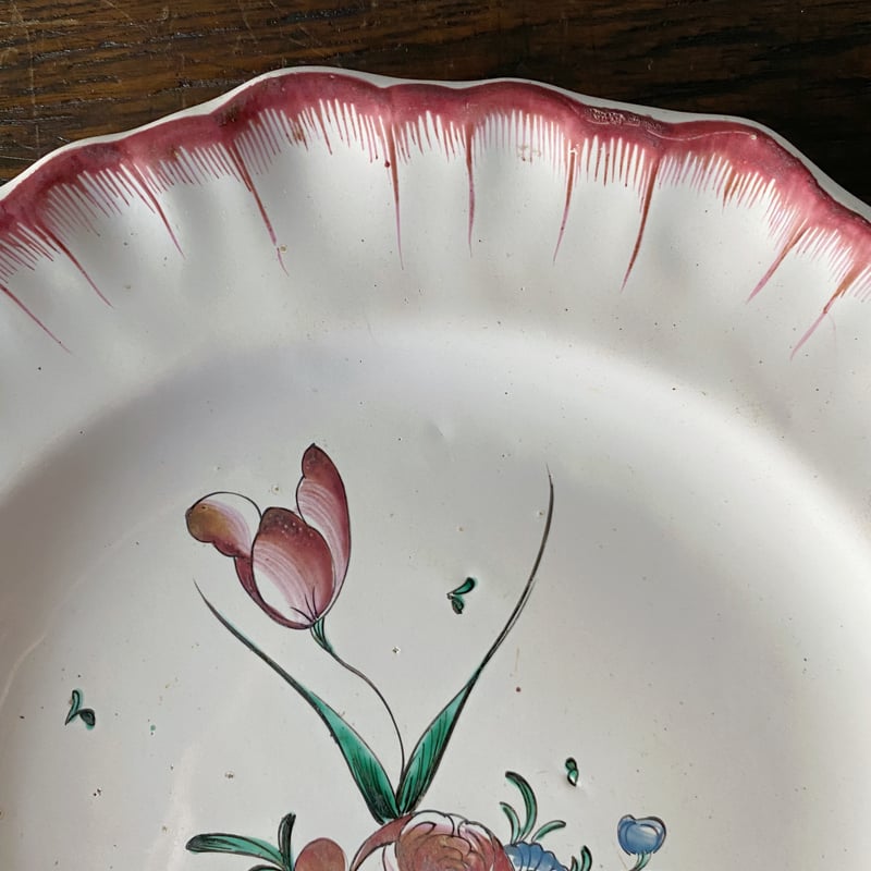 ムスティエ 不思議な柄の絵皿 ムスティエ 不思議な柄の絵皿 ムスティエ