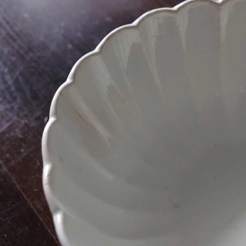 Arboras アルボラス 白 サラディエ ボウル 輪花 φ28cm フランス