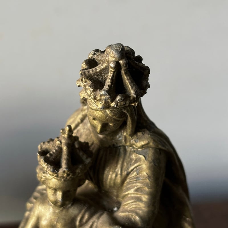 メタル製 勝利の 聖母子 マリア像 h24.8cm フランス アンティーク