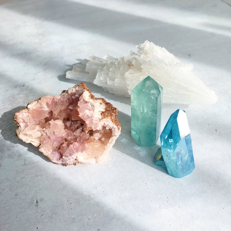 スコレサイト原石 | NEROLI CRYSTAL