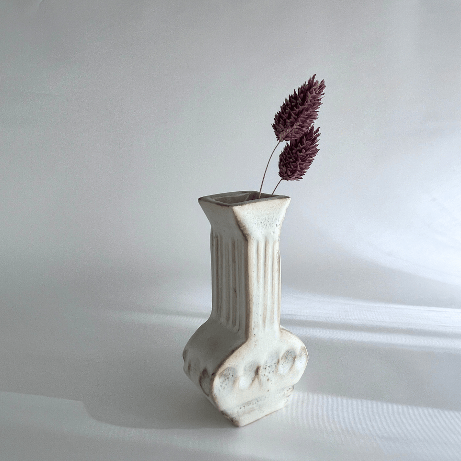 ⭐︎ 手作り陶器の楕円形花瓶 大きめです ⭐︎ 手作り陶器の楕円形花瓶