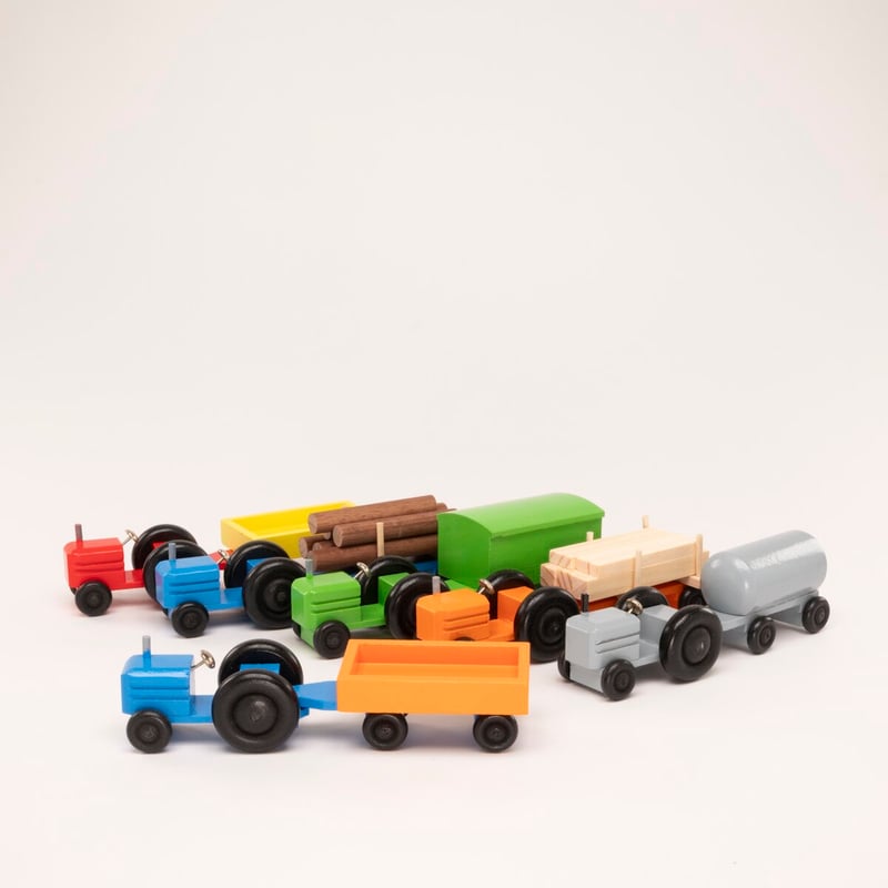 ドイツ ザイフェン 木製おもちゃ トラクター | こぐま舎