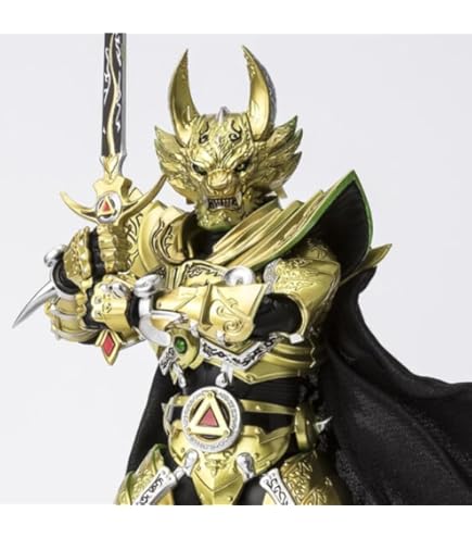 Amazon.co.jp: S.H.Figuarts（真骨彫製法） 黄金騎士ガロ（冴島雷牙